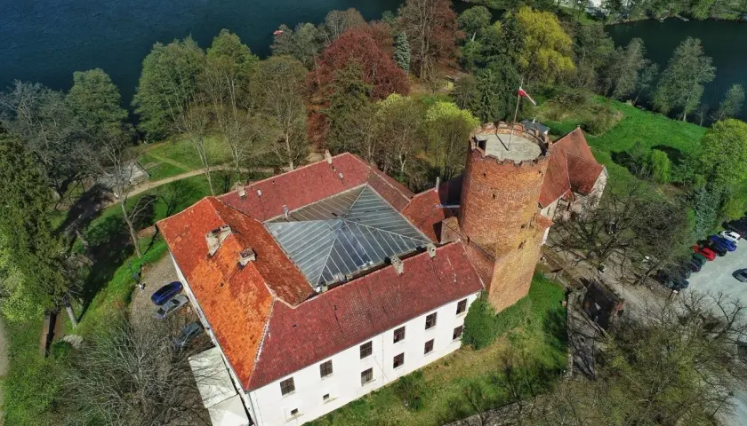 Zamek w Łagowie – historia, zwiedzanie i praktyczne informacje dla turystów